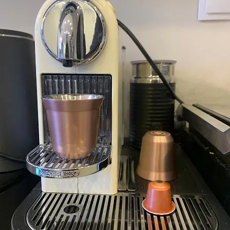 οικια αποζαρι μεγαλη περσα קסטוריה