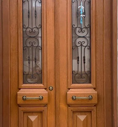 οικια αποζαρι μεγαλη περσα Kastoria